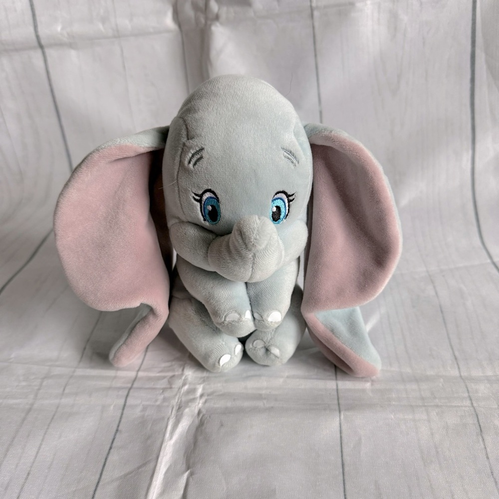Disney Ty Sparkle Dumbo Beanie Plush/Stuffed Animal